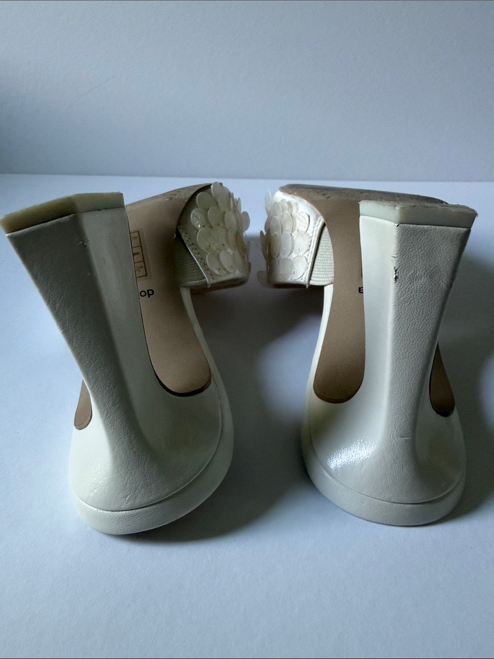 Dolce Vita Women's Ivory shell Slide Sandals bridal wedding shoes size 8 - Picture 8 of 9